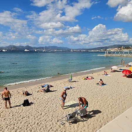 Martinez Cannes